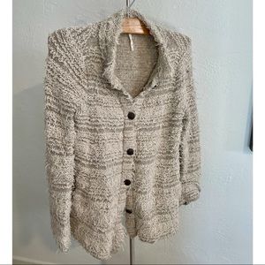 Free People grey and cream chunky sweater with bronze buttons